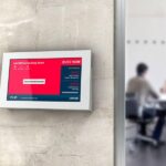 Fixation mural Cletech Caisson de protection intérieur pour écran ou moniteur